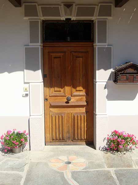 Photo de la porte du Chalet Bel Alp